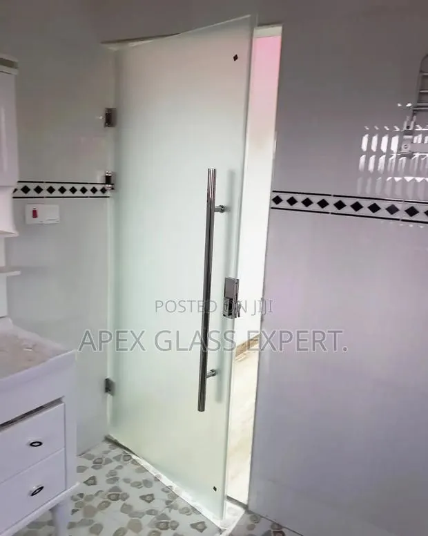 Hinge Door With Lock by Apexglassexpert · Photo 1