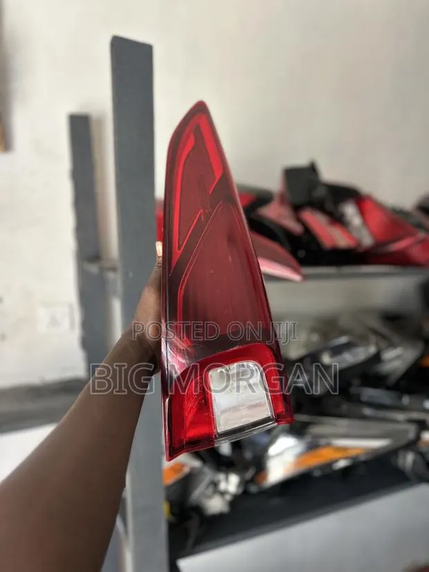 Acura RDX 2019 2020 2021 2022 2023 2024 Taillight · Photo 1