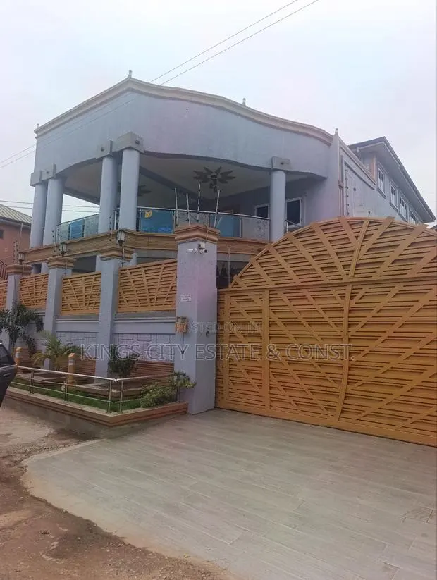 Furnished 7bdrm House in Bank-Of-Ghana, Kwabenya for sale · Photo 1