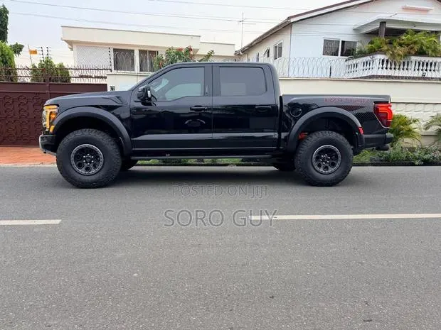 Ford F-150 2025 Black · Photo 1