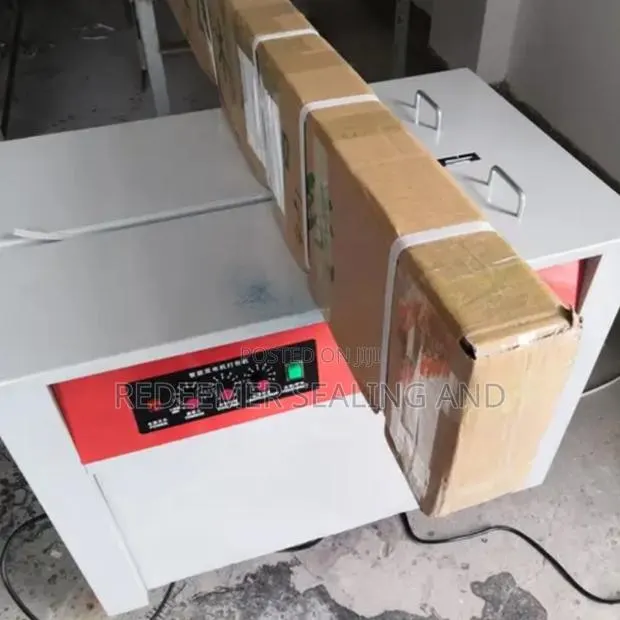 Semi Automatic Carton Packaging Strapping Machine · Photo 1