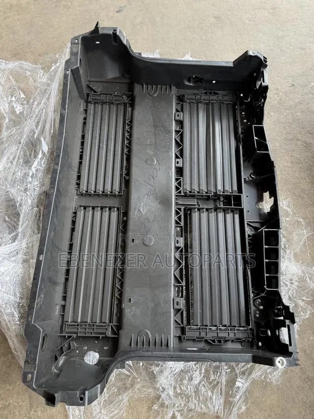 Ford Escape Radiator Support 2020 2021 2022 2023 · Photo 1