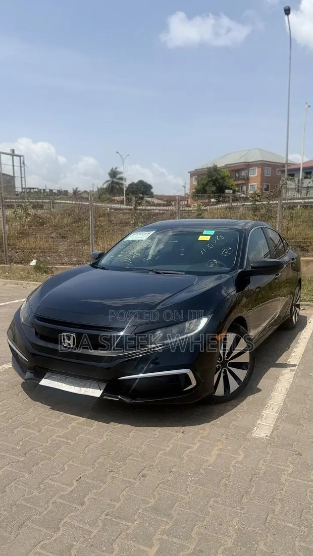 Honda Civic EX Sedan 2019 Black · Photo 1