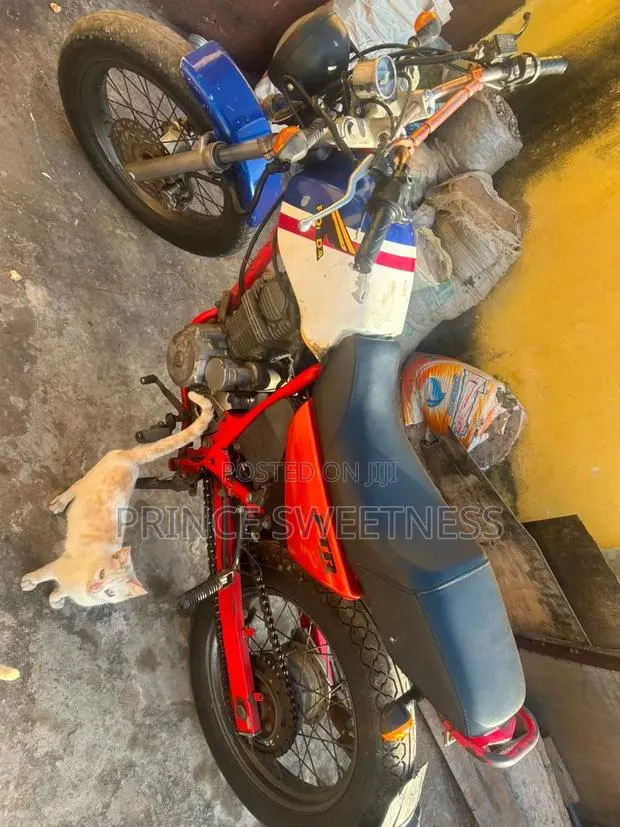 Honda 2020 Orange · Photo 1