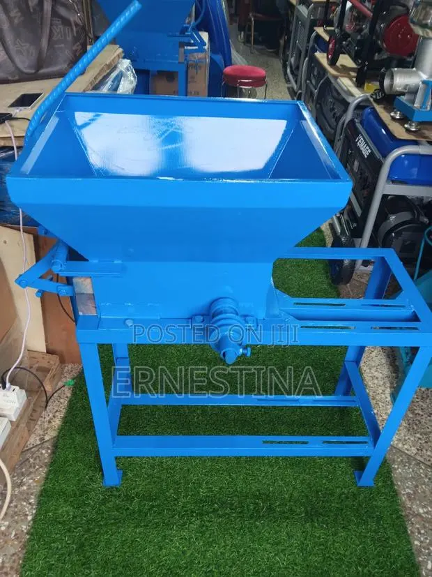 Cassava Grinding Machine It Uses Both Electricity and Petrol · Photo 1