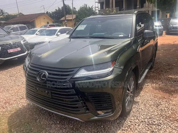 Lexus LX 2025 Green · Photo 1