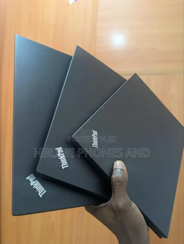 New Laptop Lenovo ThinkPad X1 Carbon 8GB Intel Core i5 SSD 256GB · Photo 1