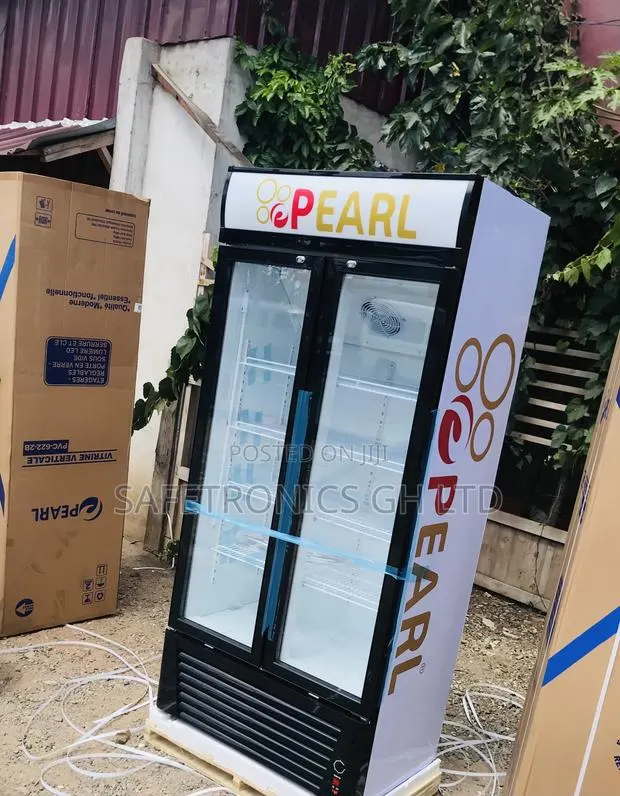 Pearl Aquachill Doubledoor PVC-622 Display Glass Fridge · Photo 1