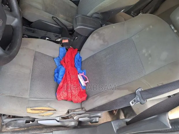Interior Cleaning · Photo 1