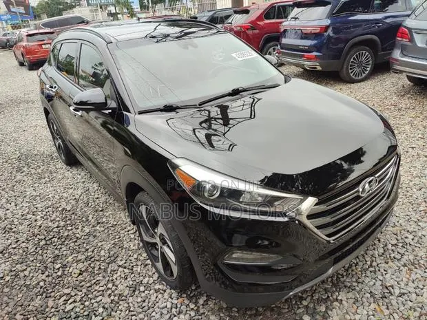 Hyundai Tucson Limited AWD 2016 Black · Photo 1