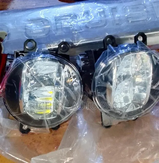 Land Cruiser Prado 2016 2017 2018 to 2021 Foglight · Photo 1