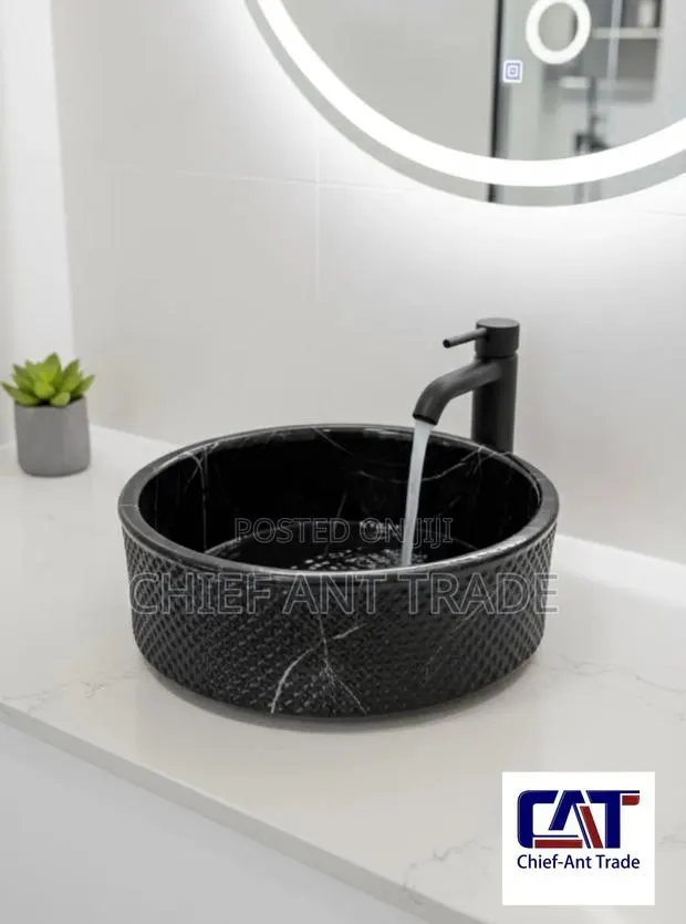 Pedicure Basin / Countertop Basin Yt-04 · Photo 1
