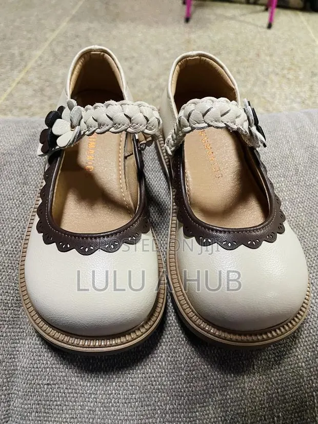 Kids Leather Shoes · Photo 1