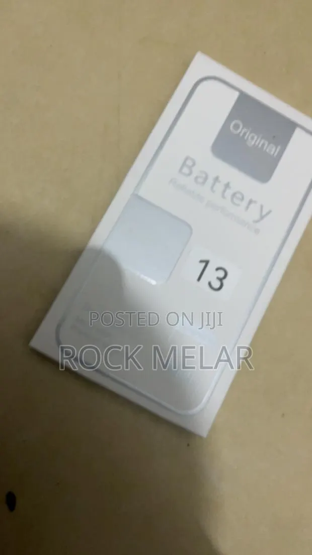 iPhone 13 Battery · Photo 1