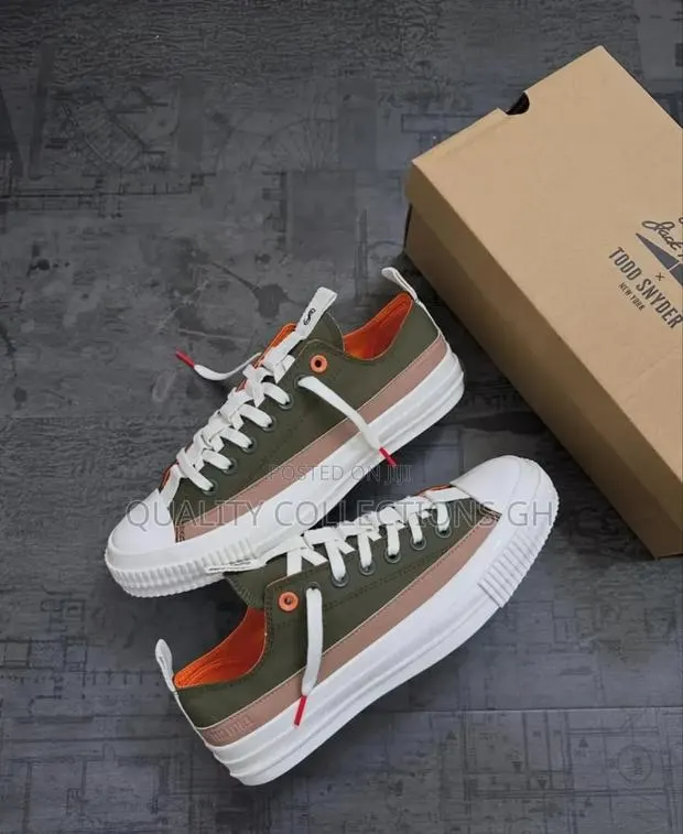 Converse Low · Photo 1