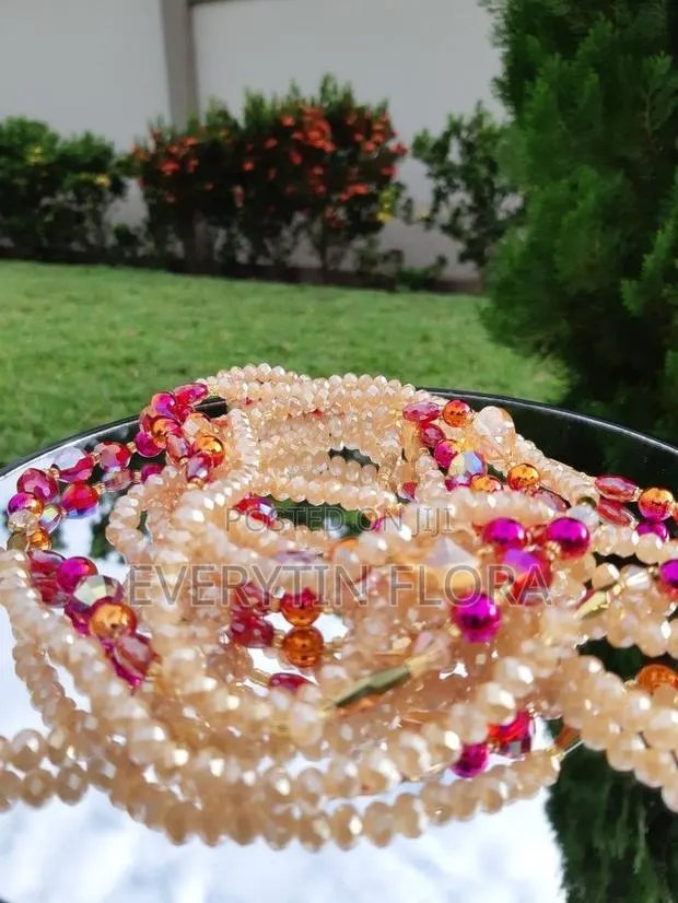 Waist Beads · Photo 1