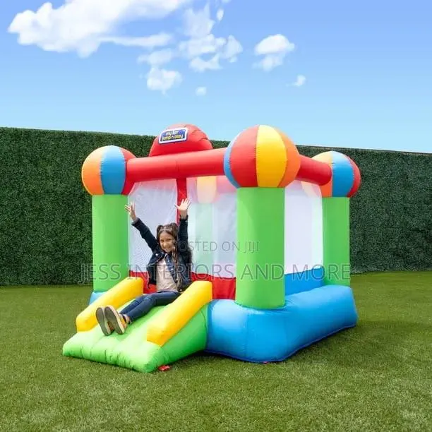Inflatable Bounce House With Slide · Photo 2