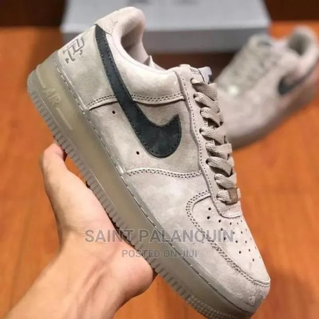 Nike Air Force Ash · Photo 1
