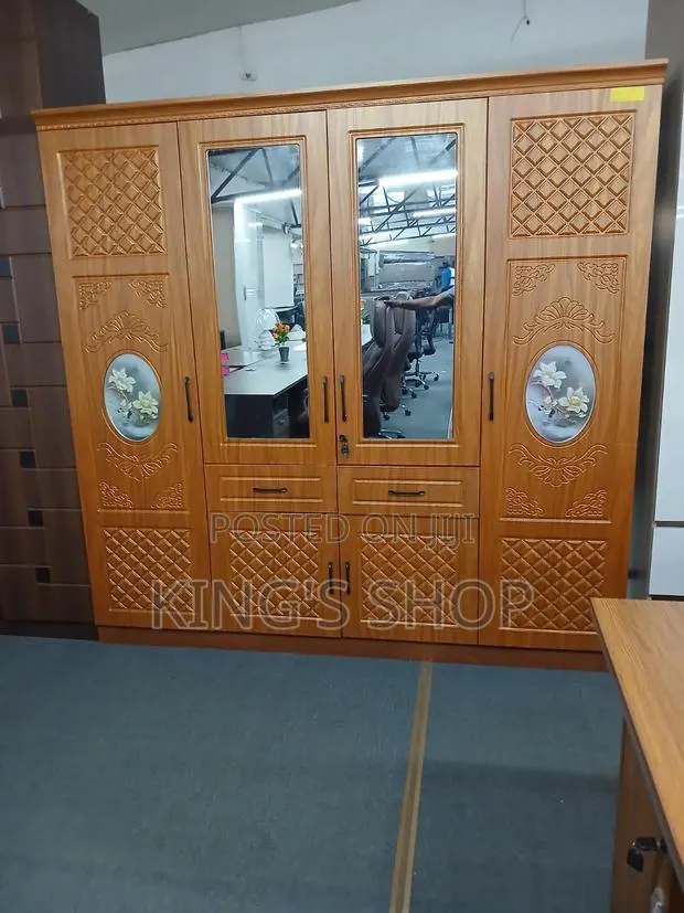 Foreign 4in1 Wardrobe · Photo 1