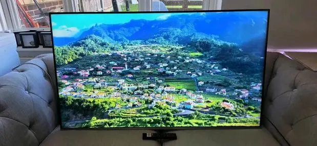 Best TV With Remote · Photo 1
