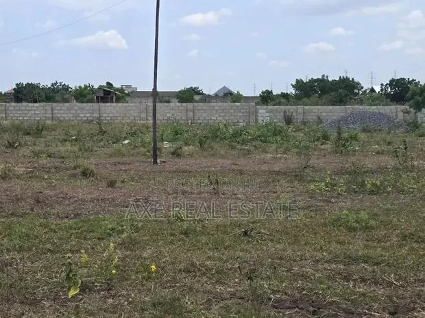Secure Amazing Half Plot : Neatly Measured at New Ningo Prampram · Photo 1