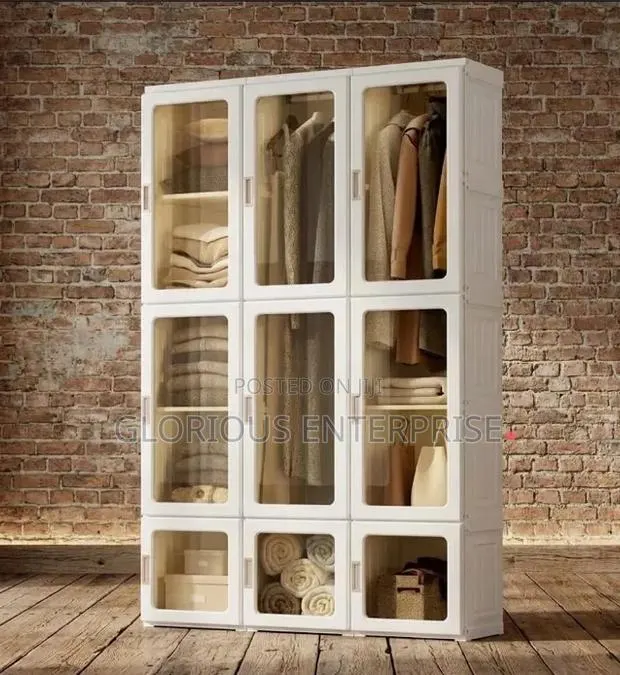 Original Plastic Wardrobe · Photo 1