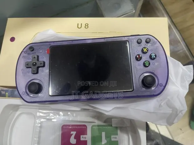 U8 Retro Handheld Game Console Relive the Classics! · Photo 3