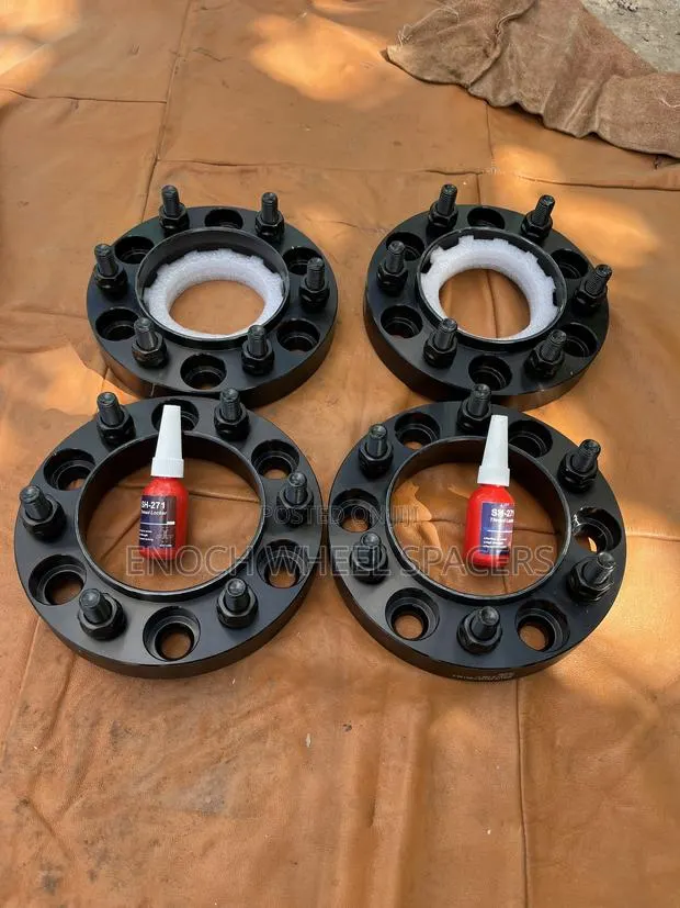 Toyota Tachoma, Hilux 1” Wheel Spacer 2012-2023 · Photo 1