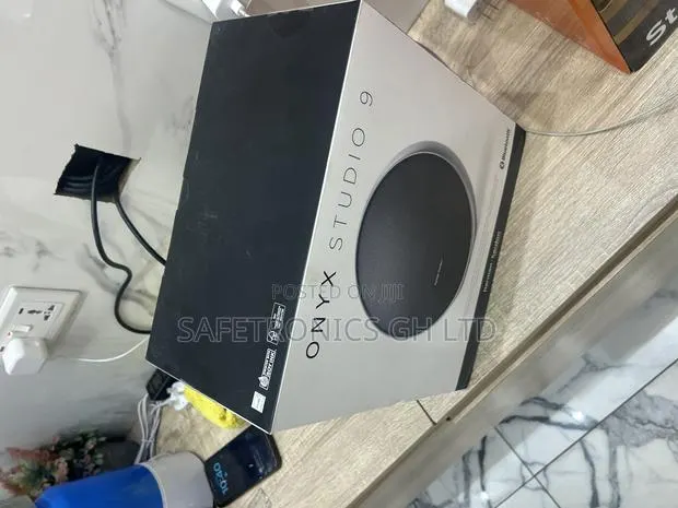 Original Onyx 9 Bluetooth Harman Kardon Speaker · Photo 1