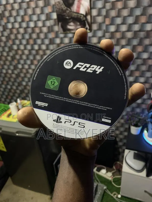 Fc 24 Cd Available for Ps5 Console · Photo 1