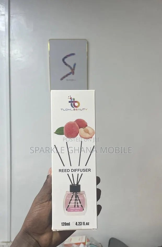 Reed Air Diffuser (Honey Peach) · Photo 1