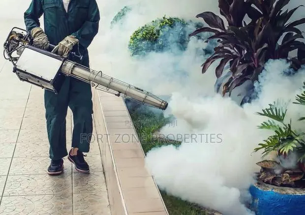 Fogger Man Fumigation With Cleantex · Photo 1