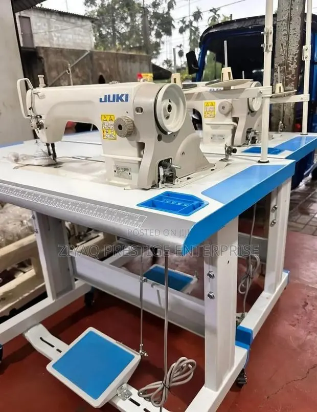 Brand New Sewing Machine · Photo 1