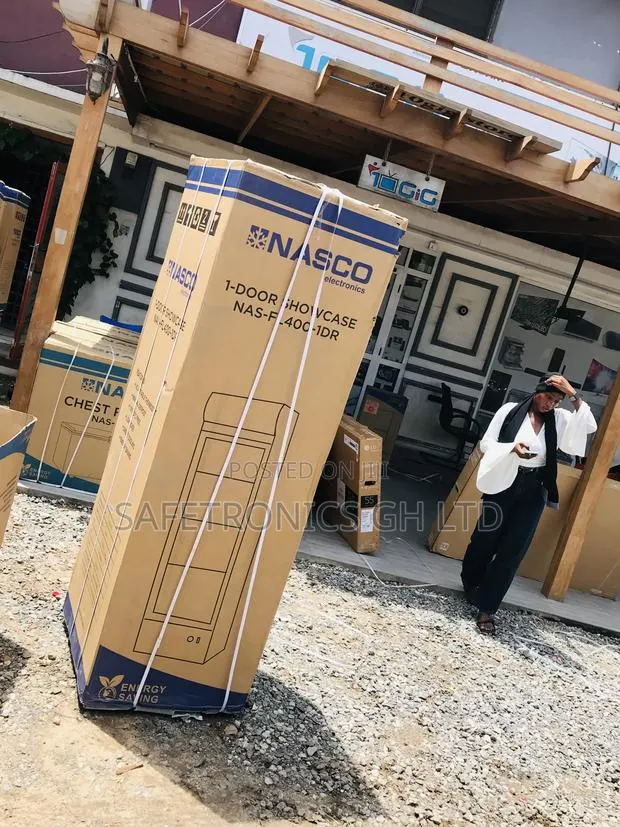 Glass Singledoor Nas-Fl400-1dr Nasco Display Fridge · Photo 1