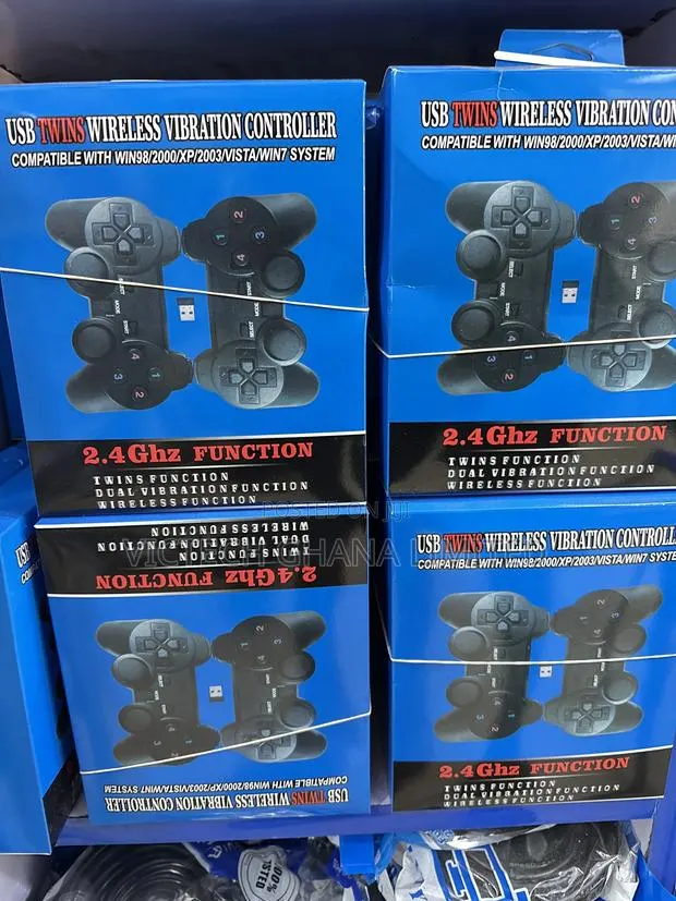 Usb Twin Wireless Gamepad · Photo 1