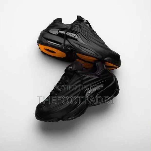 Nike X NOCTA Hot Step 2 "Ultra Black · Photo 1