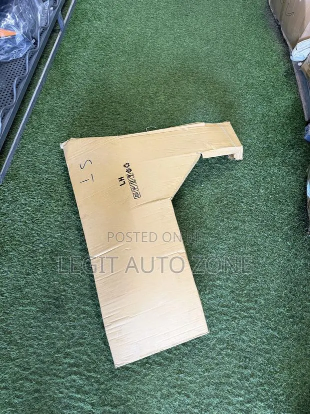 Toyota Hulix 2020,2021,2022,2023,2024, Fender Available · Photo 1