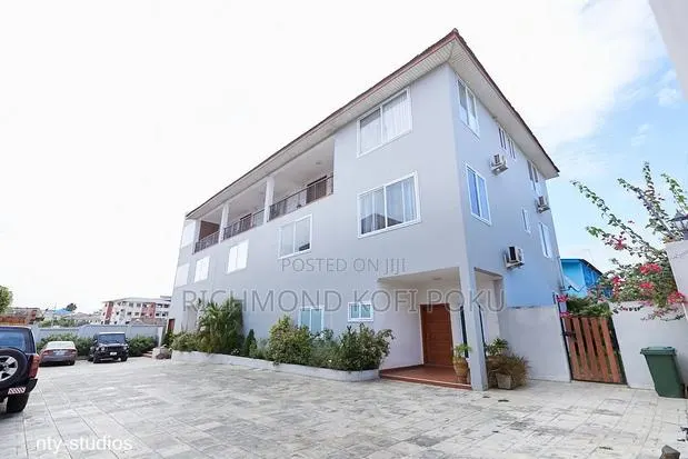 3bdrm Penthouse in Kofi'S Realty, Accra Metropolitan for sale · Photo 1