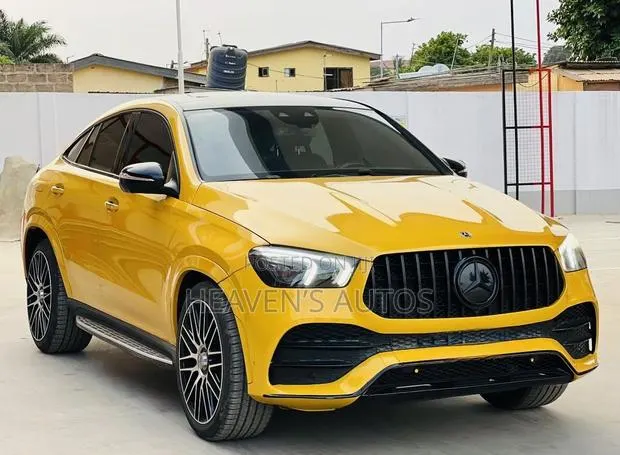 New Mercedes-Benz GLE-Class AMG GLE 53 4MATIC 2022 Yellow · Photo 1