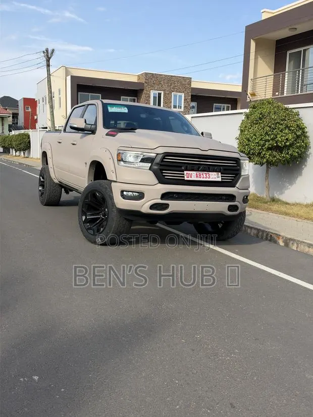 Dodge RAM 1500 5.7 Petrol AWD 2021 Brown
