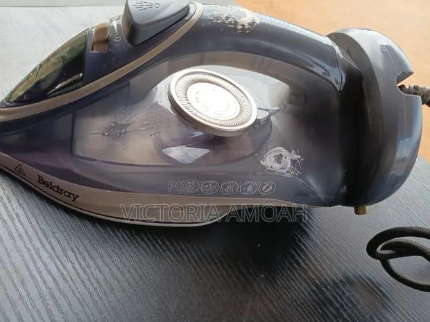Beldray Titanium 2-in-1 Cordless Steam Lron. · Photo 1