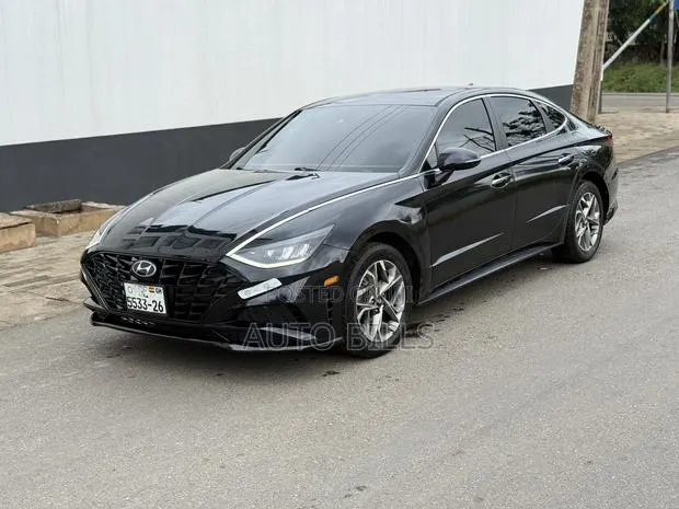 Hyundai Sonata SE 2020 Black · Photo 1