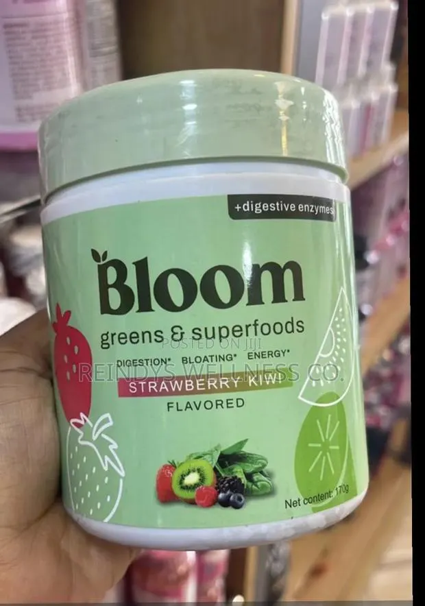 Bloom Greens and Superfoods · Photo 1