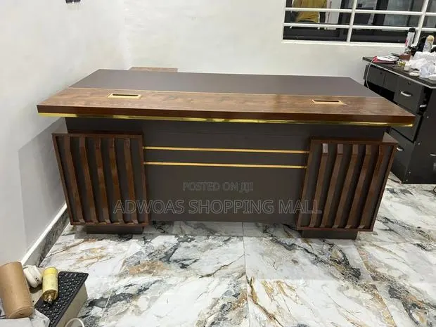 1.6m Executive L Shape Officr Desk · Photo 1