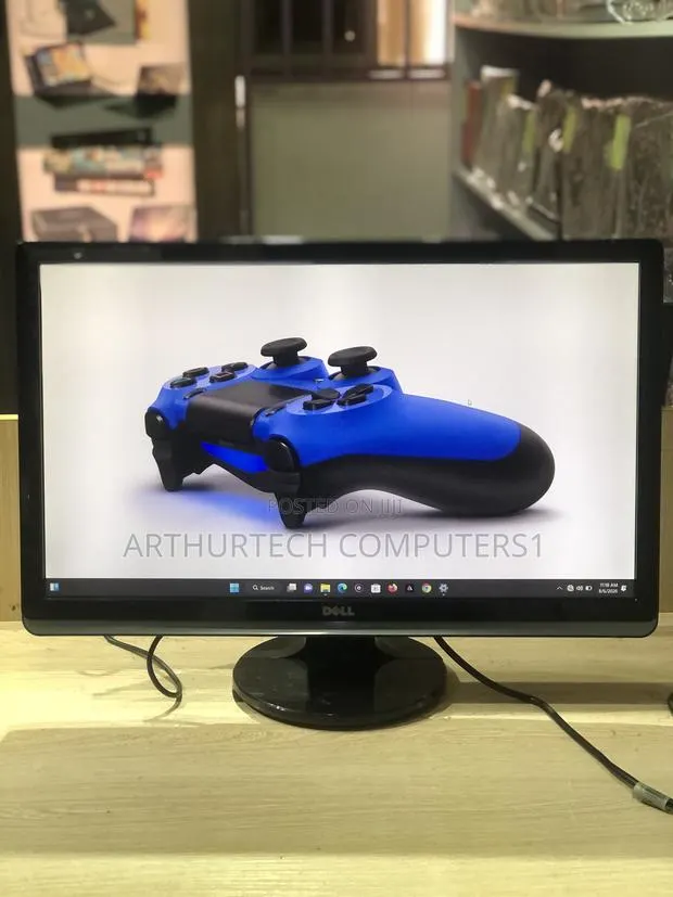 Dell ST242OL Monitor · Photo 1