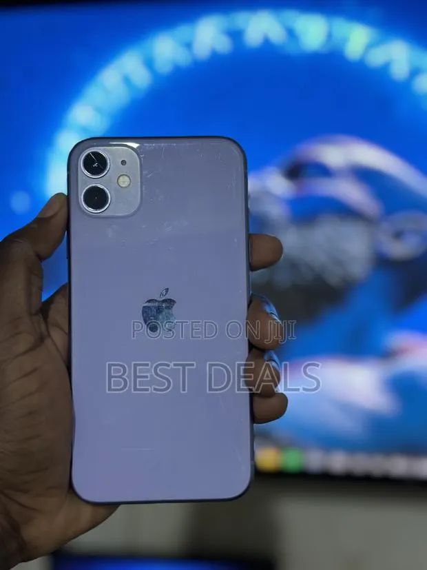 Apple iPhone 11 256 GB Purple · Photo 1