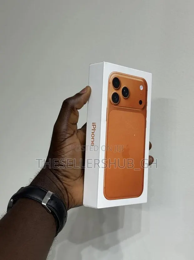 New Apple iPhone 17 Pro Max 256 GB Orange · Photo 1