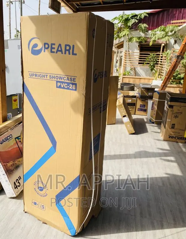 Durable and Affordable PearlPVC-28 Electric Beverage Cooler · Photo 1