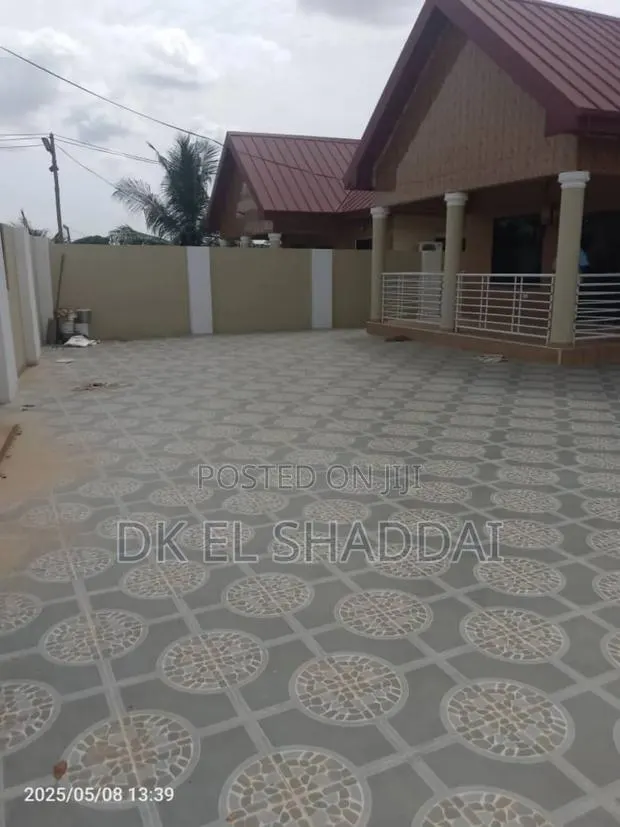 3bdrm House in Pokuase for rent · Photo 1