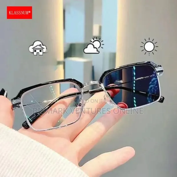 Photochromic Rectangle Eyeglasses For Men Women · Photo 1